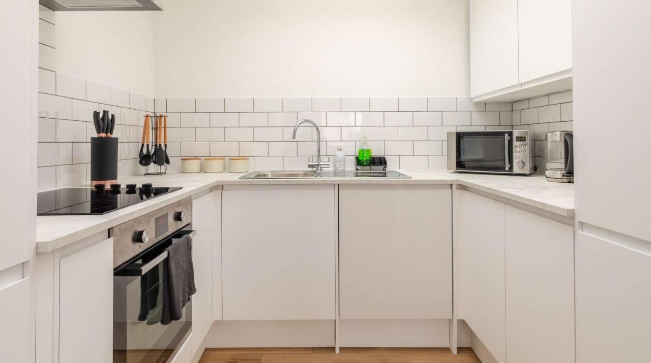 One Bed Top Floor, Brand New, Central Old Town Hastings Dış mekan fotoğraf